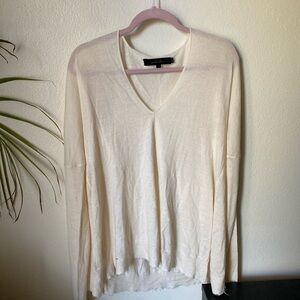 Urban Zen Women’s Cashmere Cream V Neck Sweater Size XS Distressed Hem